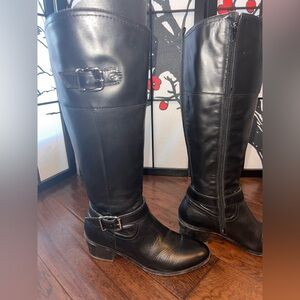 Bandolino Elegant Black Leather Boots